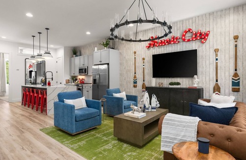 Katie Hill Neighborhood House | Rooftop + Hot Tub + Game Room