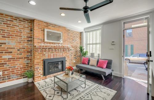 Canton House | Rooftop Patio with View Baltimore Retreat