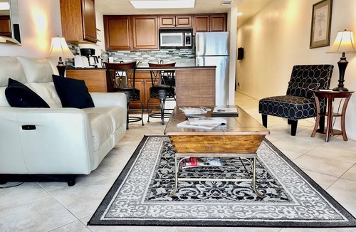 Vanderbilt Beach Condo | ROOFTOP POOL, BAY VIEW & STEPS TO VANDERBILT BEACH!