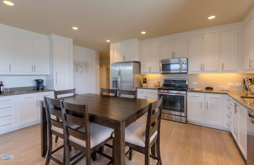 Central Boulder Condo | Rooftop Pool, Mountain Views! Exec Rental @ The Peloton West