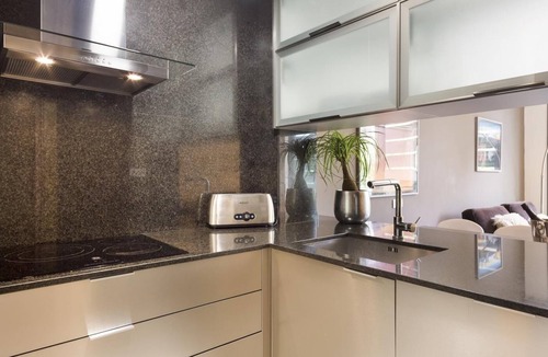 el Fort Pienc Apartment | Rooftop Pools Apartment, by Old Town!