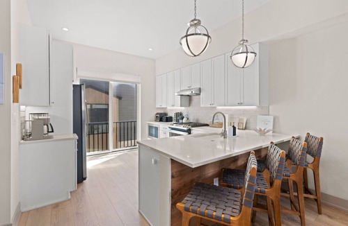 Silverthorne Villa | Rooftop Sauna Hideaway Mtn Views & Fireplace