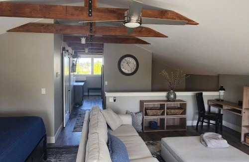 McMinnville House | Rooftop Studio