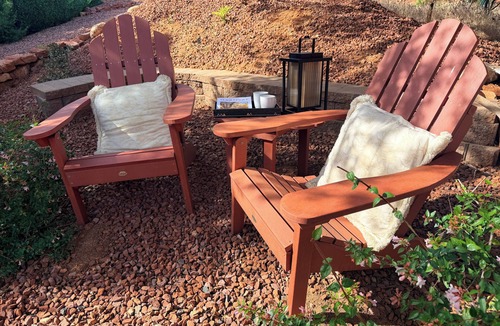 Oak Creek House | Rooftop Views, Walk to Trails, Dining & Coffee, Pet Friendly!
