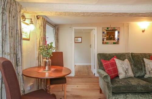 Drewsteignton House | Rookwood