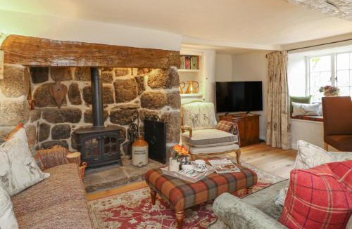 Drewsteignton House | Rookwood