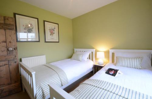 Halesworth House | Rookyards