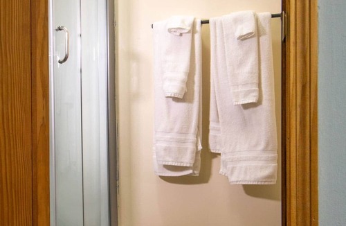 Whippleville Apartment | Room 1.3 on the 1st Floor