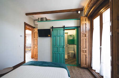Urda Hotel | Room 1 with double bed - La Dehesa