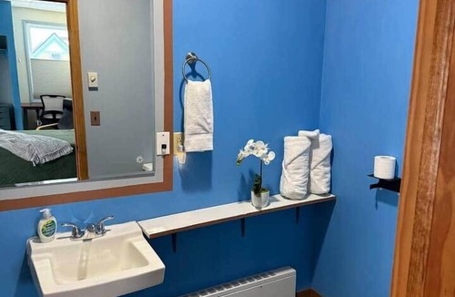 Whippleville Apartment | Room 2.3 on the 2nd Floor