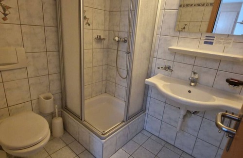 Naters House | Room 203 - Hotel Bellevue