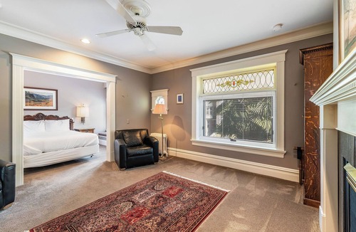 Capitol Hill House | Room 204 - Unique Accommodations in Seattle's Capitol Hill