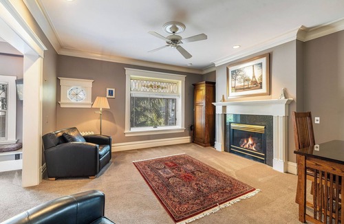 Capitol Hill House | Room 204 - Unique Accommodations in Seattle's Capitol Hill