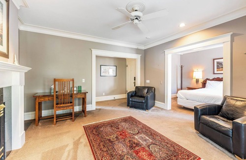 Capitol Hill House | Room 204 - Unique Accommodations in Seattle's Capitol Hill