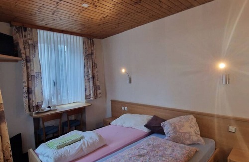 Naters House | Room 206 - Hotel Bellevue