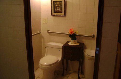 Fort Plain Bed & Breakfast | Room #3 We are only 30 min. away from "BASEBALL HALL OF FAME" in Coopers Town .