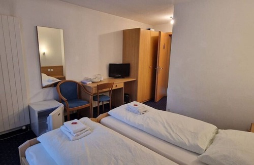 Naters House | Room 301 - Hotel Bellevue