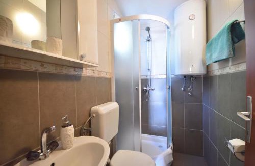 Bol House | Room 4 Two