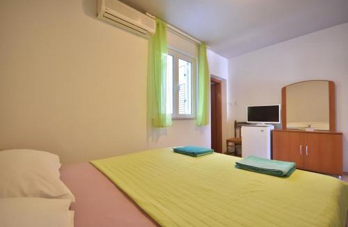 Bol House | Room 4 Two