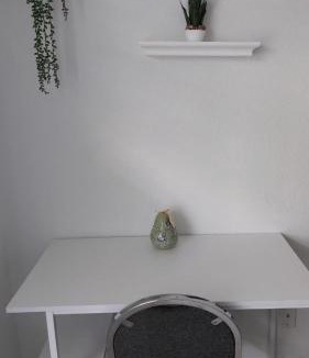 Westgate House | Room 5 minutes from PBI Airport
