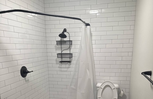 Fourmile House | Room 7 - Pine Mountain Inn