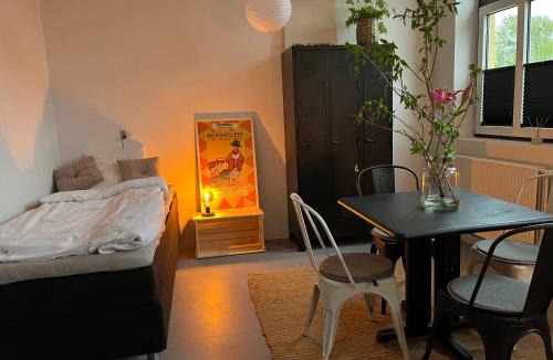 Vestervig Apartment | Room 9 -Hawkraft kulturhotel