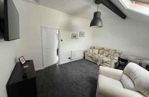 Easton in Gordano Apartment | Room above the Inn