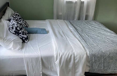 Metropolitan Hill - Beech Street House | Room and stay