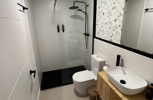 Bermeo House | Room at Casa Rural Kirana 5