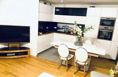 Plaisir Bed & Breakfast | Room at flore