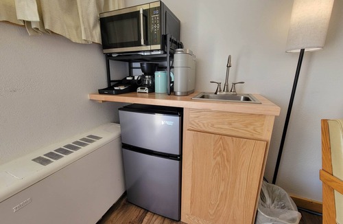 Cresco House | Room At The Cresco Motel
