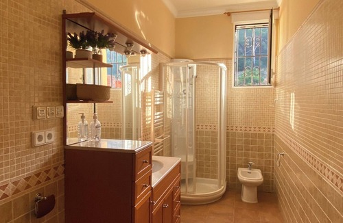 Alzira House | Room-bamboo Room With Mountain Views and