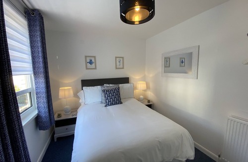 Babbacombe Bed & Breakfast | Room by the beach!