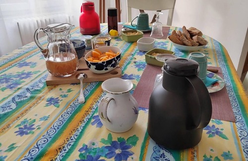 Laure-Minervois Apartment | Room 'Chambre 2 - Sous Les Étoiles' with Shared Terrace and Wi-Fi