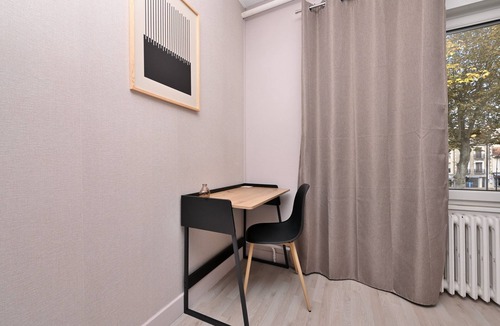 Salies-du-Salat Apartment | Room 'Double Room' with Shared Terrace, Wi-Fi and Air Conditioning