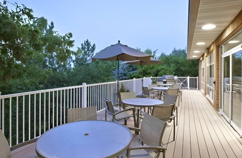 Shakopee House | Room for a Romantic Escape! Free Breakfast