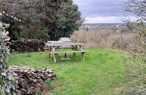 Chantonnay Bed & Breakfast | Room for rent for 1 night