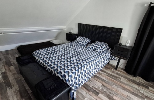 Navarrenx Bed & Breakfast | ROOM FOR RENT IN A GUEST HOUSE