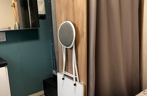 4th Arrondissement Bed & Breakfast | Room for Rent Paris Notre.dame