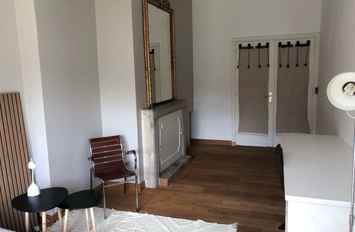 Croix Bed & Breakfast | Room for travelers.