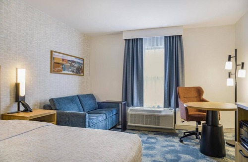 Huntsville Hotel | Room + Free Parking & Seasonal Pool | Discover Huntsville’s Local Attractions!