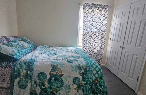 Newark House | Room G Divine Villa and Resorts
