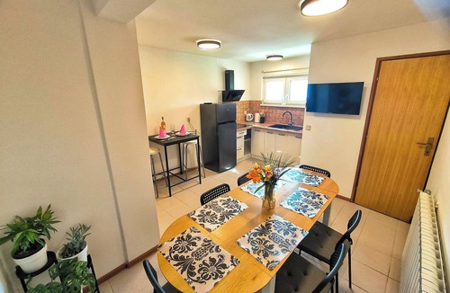 Samobor Apartment | Room-guest Room in Croatia