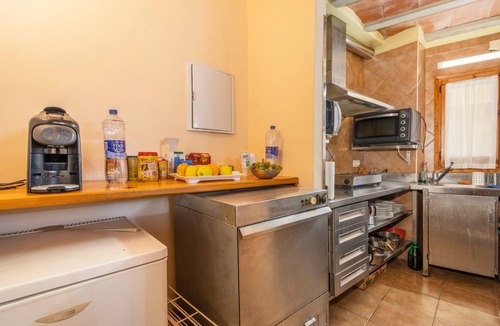 Conques Apartment | Room 'Habitación Cuadruple' with Mountain View, Wi-Fi and Air Conditioning