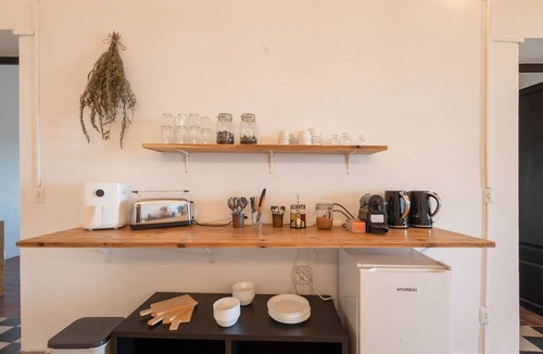 Tordera Apartment | Room 'Habitaciòn 1' with Sea View, Shared Terrace and Wi-Fi