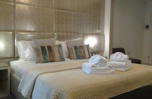 Bishopsgate Apartment | Room Home Stay