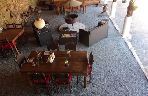 La Foret-sur-Sevre Bed & Breakfast | Room in a Fortified Farm