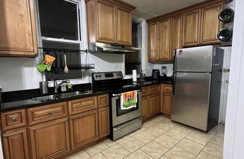 Ditmars Steinway Apartment | Room in Astoria