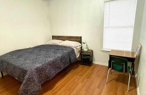 Dallas House | Room in Dallas near downtown 78