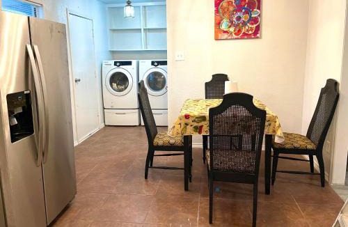 Dallas House | Room in Dallas near downtown 78